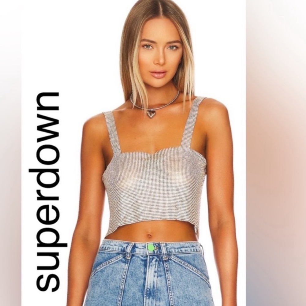 Revolve Superdown MACKENZIE CROP TOP IN GOLD